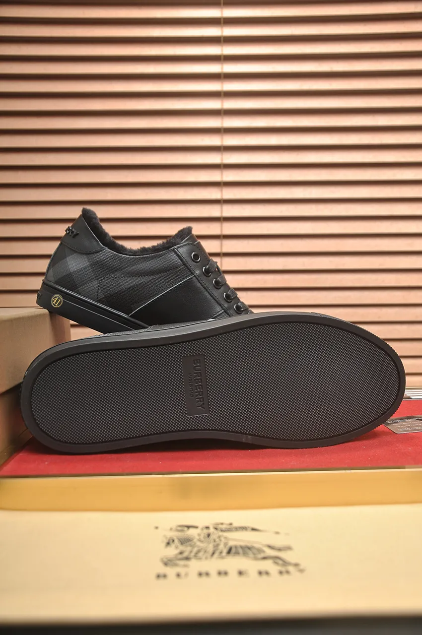 Men's shoes 💰480💶【Burberry】(wool lining) classic low-top sneakers｜Imported cowhide with classic plaid fabric｜wool lining｜original outsole｜fine workmanship and comfortable to wear Size: 38-44 (customized at 45)